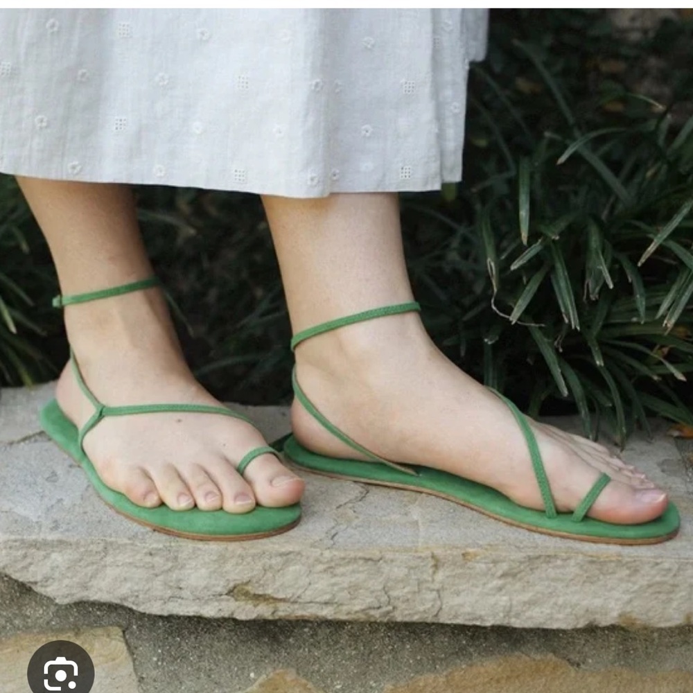 Doen Bare Sandals in Jade Green